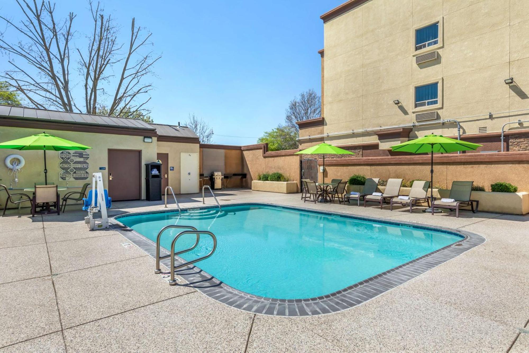 Best Western Plus Taft Inn Exterior foto